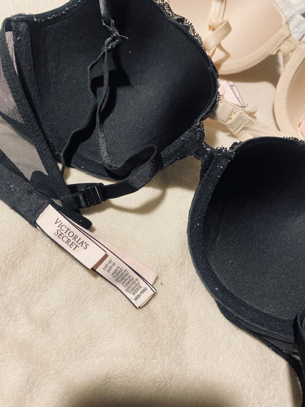 Victoria's Secret Bundle - Picture 5 of 12